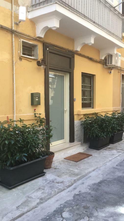 Signorile Street - Apartment Near The Sea 巴里 外观 照片